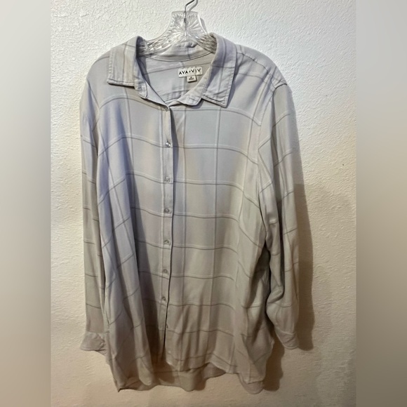 Button down tunic top - Picture 2 of 3